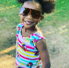 Load image into Gallery viewer, Mother and daughter sunglasses
